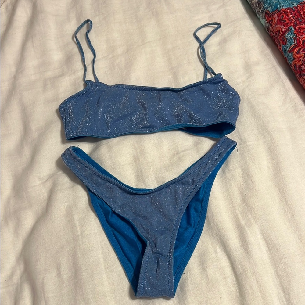 Triangl blue bikini